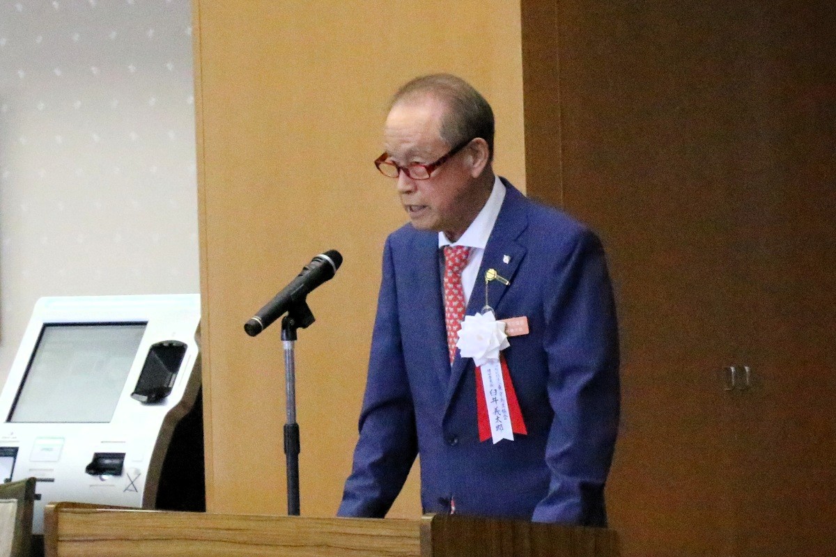 臼井委員長IMG_3384.JPG
